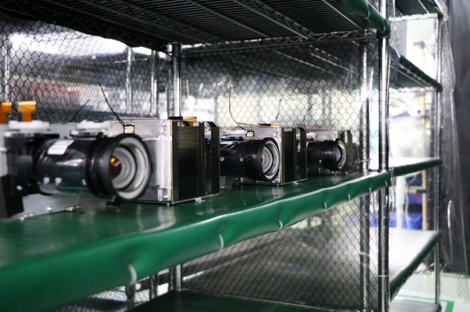 Flyin 2025 Professioneller 3LCD 4K Laserprojektor 7200 Ansi Lumens Ultra Hd 3840x2160 Hohe Helligkeit F&uuml;r die Unternehmensbildung Gro&szlig;e Veranstaltungsorte Banketts&auml;le B&uuml;hnen 13