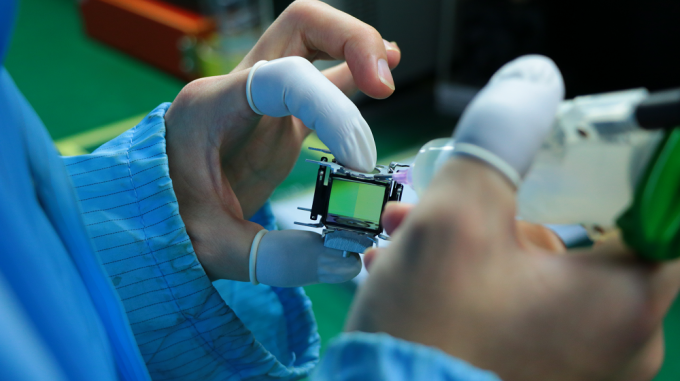 Flyin 2025 Professioneller 3LCD 4K Laserprojektor 7200 Ansi Lumens Ultra Hd 3840x2160 Hohe Helligkeit F&uuml;r die Unternehmensbildung Gro&szlig;e Veranstaltungsorte Banketts&auml;le B&uuml;hnen 14